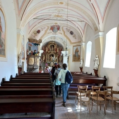 Pot se je pričela pri cerkvi sv. Ilija v zaselku Šentilj v Dramljah.