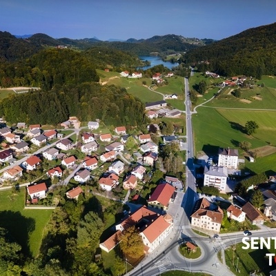 The starting point of the From Bench to Bench route is in Gorica pri Slivnici.