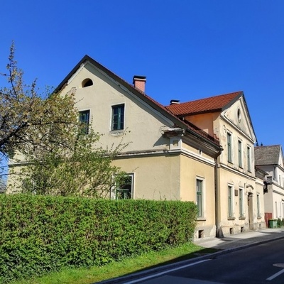 Rojstna hiša Josipa Ipavca v Zgornjem trgu v Šentjurju.
