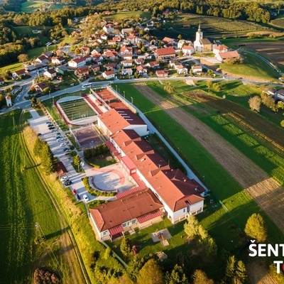 Pot treh znamenitih ponkovških mož nas popelje po slikoviti Ponikvi in okolici.