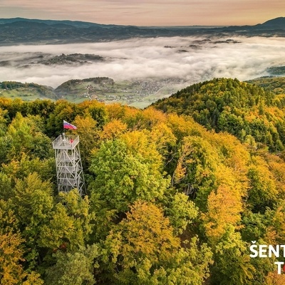 Resevna je pribljubljena pohodniška in kolesarska točka.